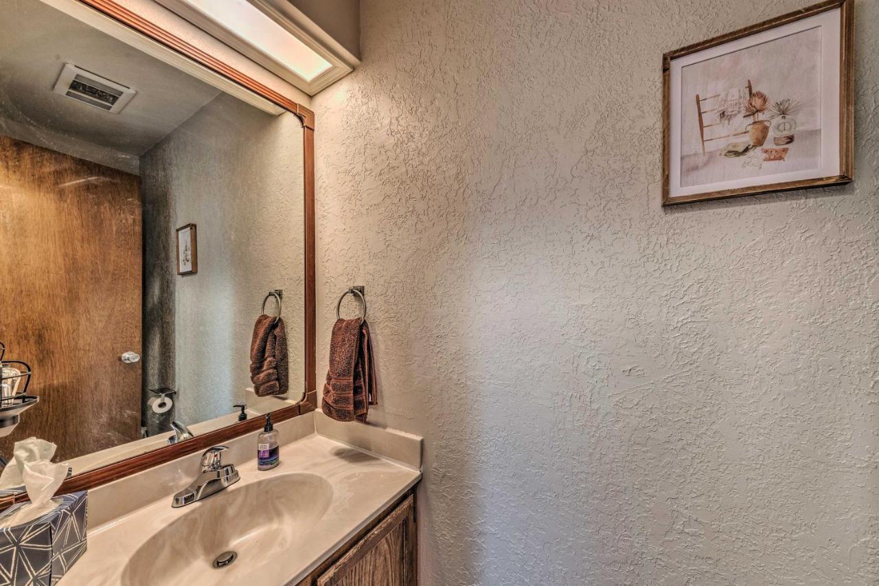 Forested Ruidoso Condo With Deck And Fireplace! Buitenkant foto
