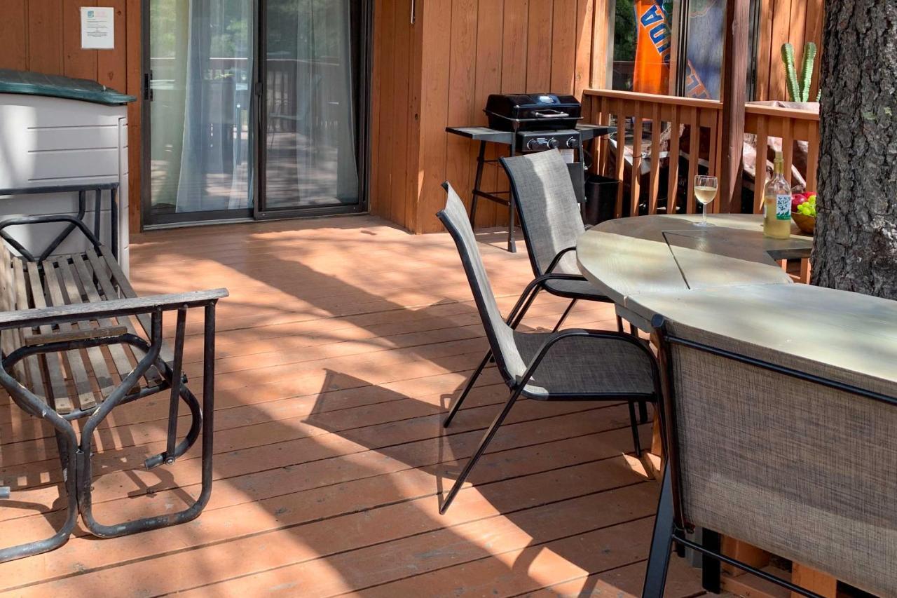 Forested Ruidoso Condo With Deck And Fireplace! Buitenkant foto