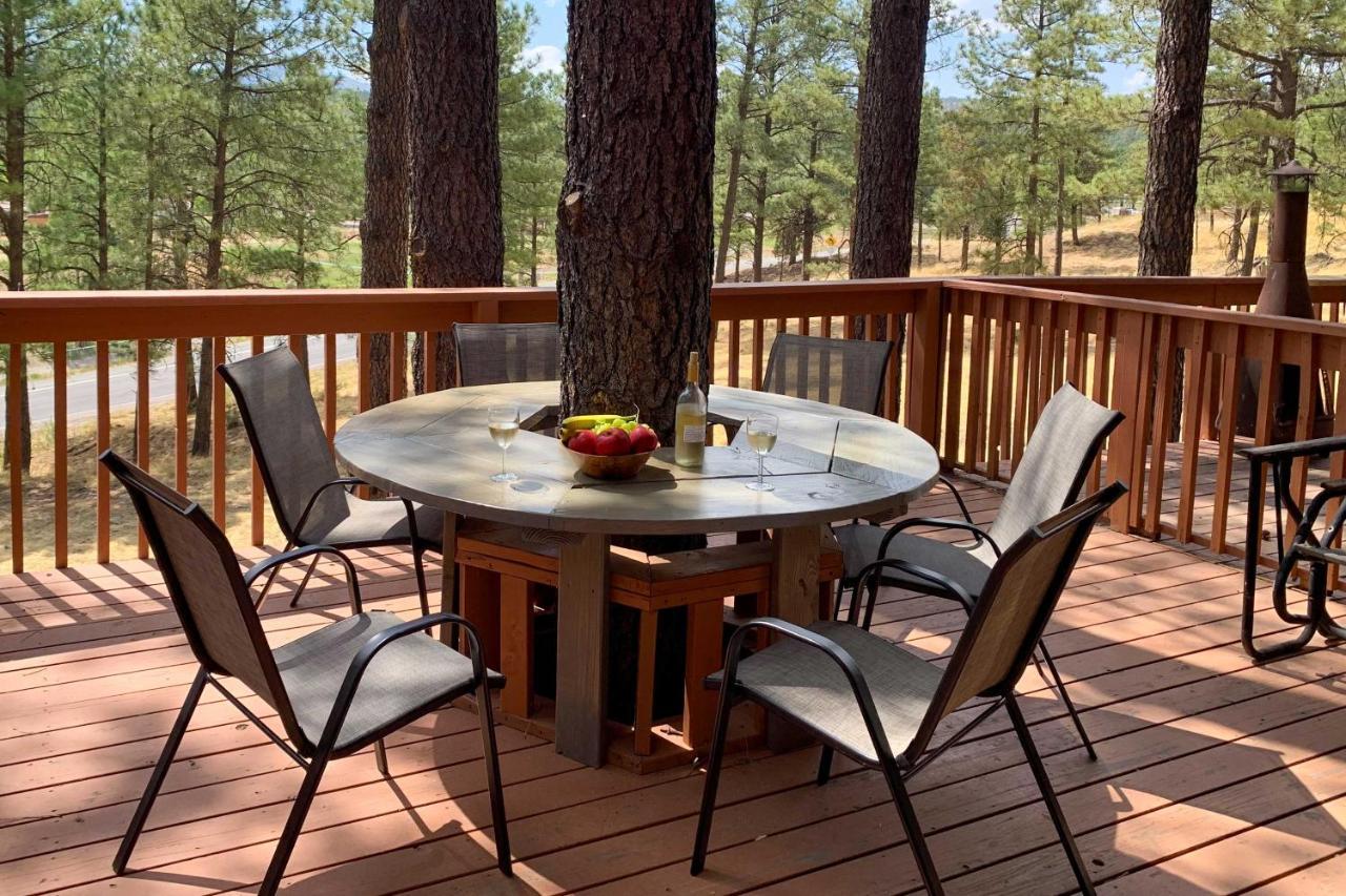 Forested Ruidoso Condo With Deck And Fireplace! Buitenkant foto